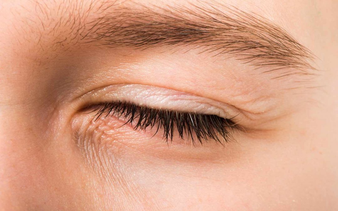 Perché l'occhio trema? Ecco la risposta che devi sapere