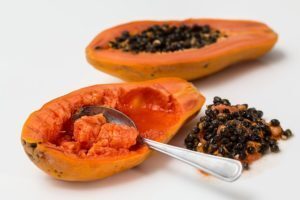 I benefici alla salute della papaya, il “frutto degli angeli”