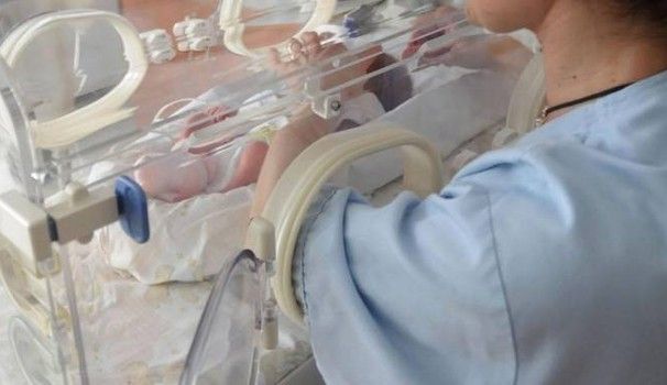 Overdose di morfina a un neonato. Arrestata infermiera a Verona