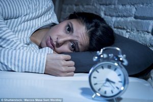 Dormire meno di 8 ore al giorno fa diventare ansiosi e depressi