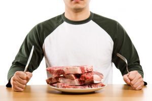 8 modi con cui il tuo corpo ti dice che la carne ti fa male