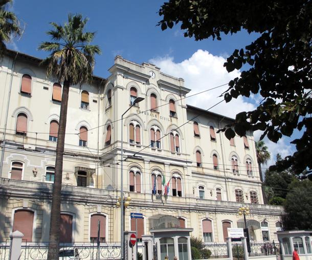 Cade dal letto d’ospedale, 69enne muore 3 giorni dopo