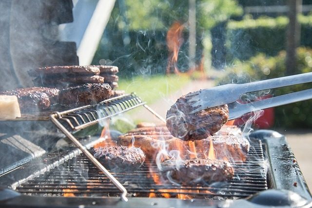 Ti piace grigliare il cibo con il barbecue? Abbiamo una brutta notizia per te