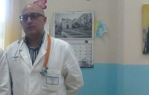 Muore la madre ma medico costretto a stare in ospedale