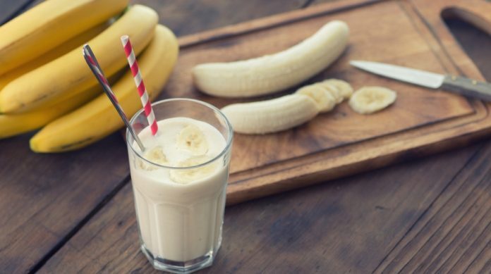 latte-alla-banana latte-alla-banana