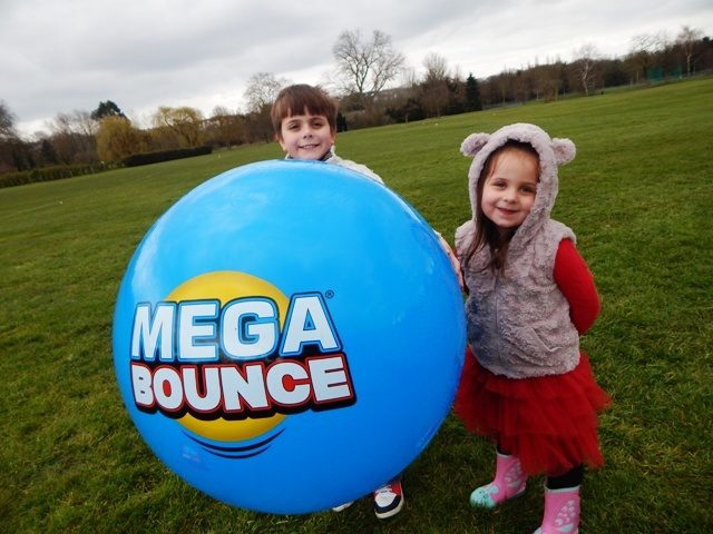 Mega-Bounce-Ball-3