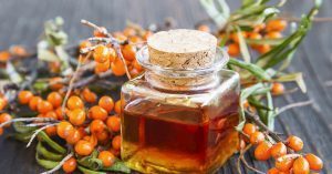 Conoscete i benefici dell’olio all’olivello spinoso?