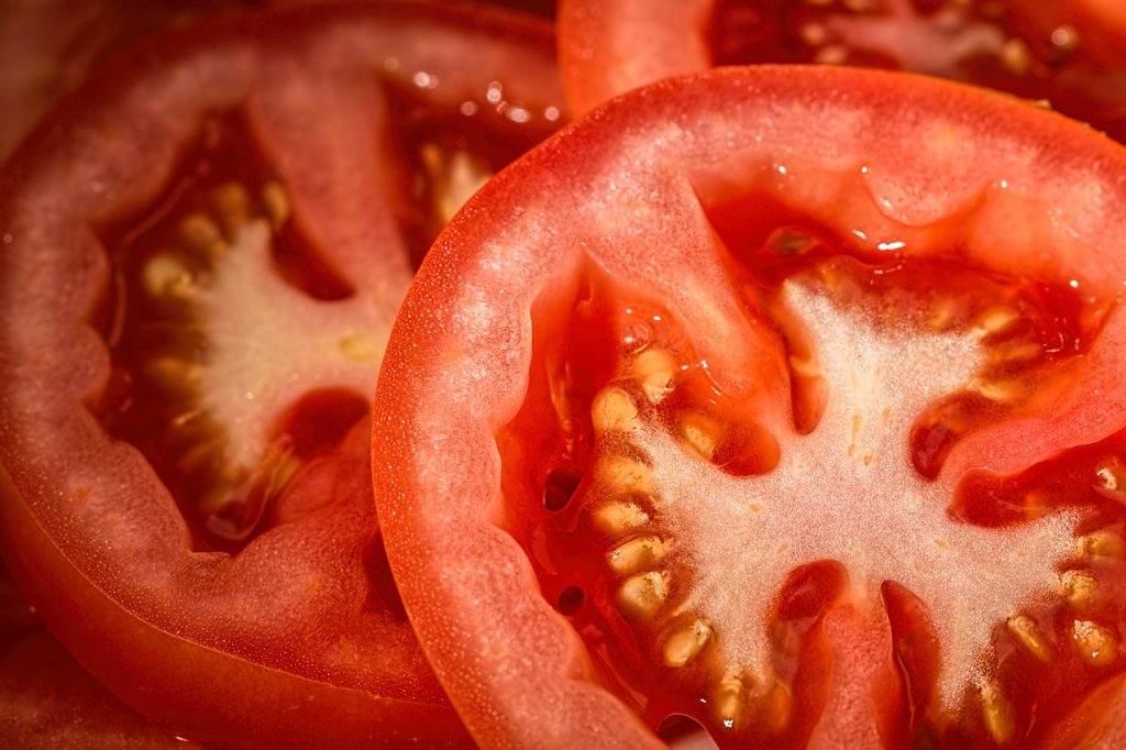 Infertilità, il pomodoro è il migliore alleato dell’uomo: la scoperta di uno studio