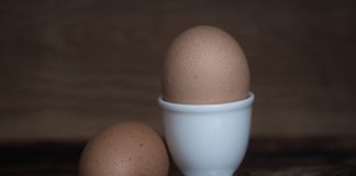 Cosa succede al nostro corpo se mangiamo due uova al giorno