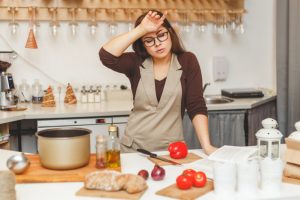 7 errori in cucina che possono causare problemi alla salute