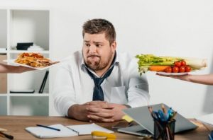 Perché è difficile resistere agli alcolici o al fast food? Cosa ha scoperto una ricerca