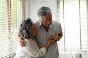 Attacco cardiaco: ecco perché è importante chiamare subito i soccorsi dopo i primi sintomi