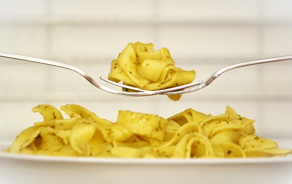 la pasta in bianco fa ingrassare