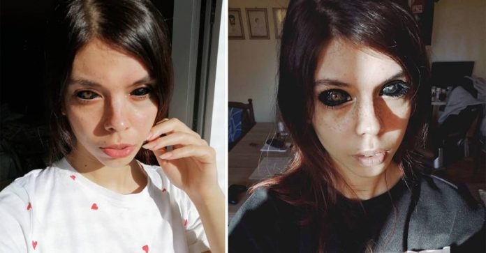 womanblind