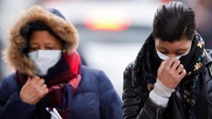 Coronavirus, altri 2 morti in Francia. Le decisioni del governo Macron