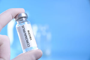 Vaccino per il Covid-19, ministro britannico: “Non sarà disponibile quest’anno”