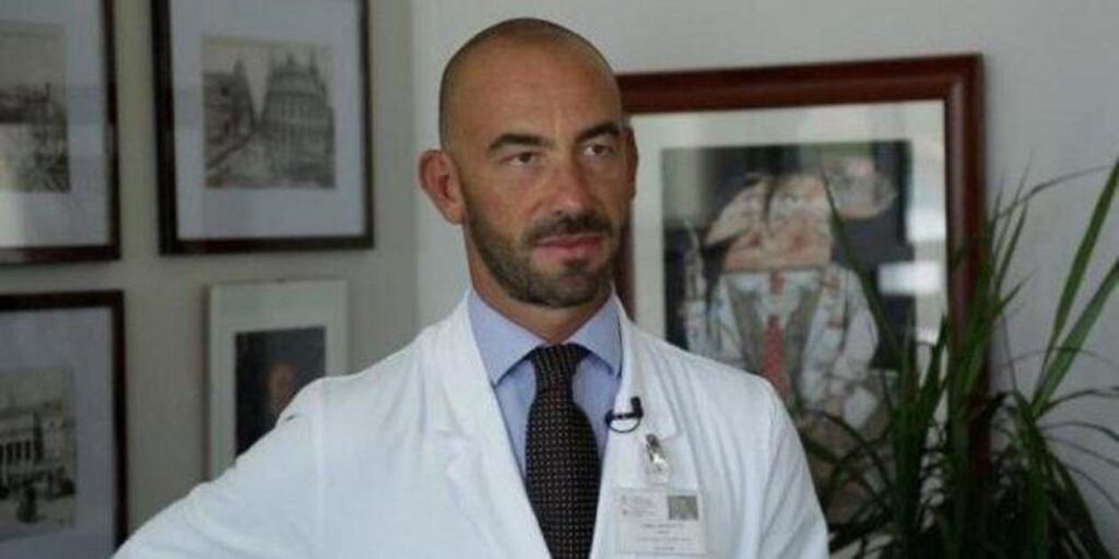 Guerra in Ucraina, Bassetti: “Ci vogliono medici specialisti di guerra”