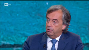 Burioni: “Convertire i siti per il vaccino? Bisognava pensarci prima”