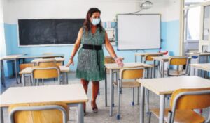 Altri bimbi positivi nelle scuole, classi e insegnanti in quarantena