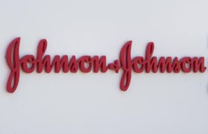Covid-19, Sanofi produrrà in Francia il vaccino di Johnson&Johnson