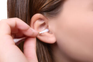 Come pulire correttamente le orecchie?