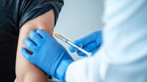 Quante persone vanno vaccinate per tornare alla vita di tutti i giorni?