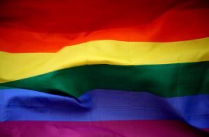 LGBTQ+, discriminazione e rischio isolamento durante la pandemia