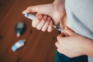 Come fare l’iniezione d’insulina, la procedura