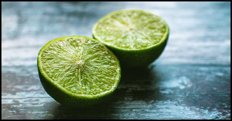 Come trattare la tosse con lime e miele