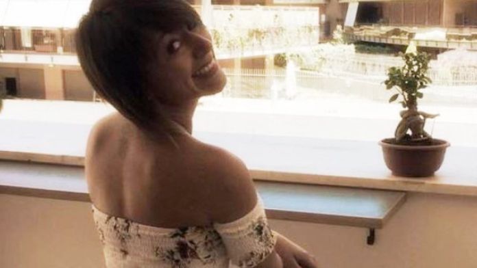 elisa chamen morta miocardite elisa chamen hostess morta covid-19