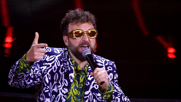 dargen d'amico occhiali scuri