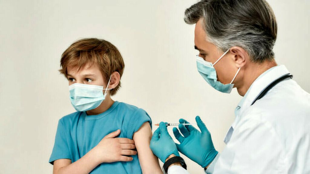Bambini, più rischioso vaccinarsi o prendere il Covid-19?