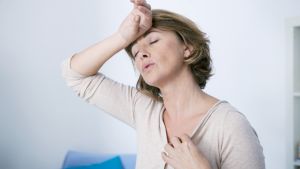 I sintomi più comuni nelle donne in menopausa