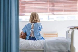 Epatiti pediatriche acute, la causa? C’è l’ipotesi adenovirus