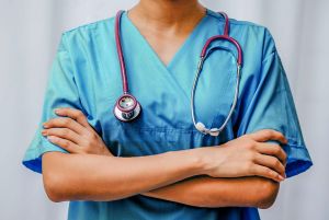 Lavorare come infermiere libero professionista: opportunità e requisiti