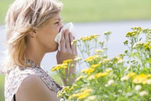 Covid-19, come distinguere l’allergia al polline da Omicron?