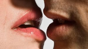 mononucleosi, la malattia del bacio