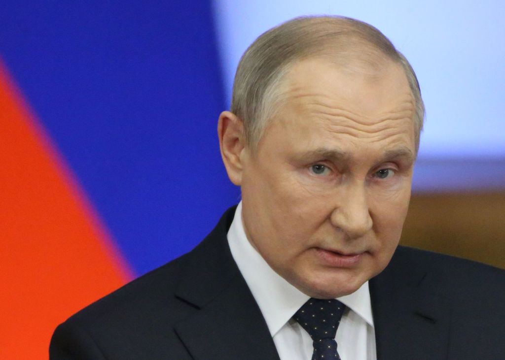 Vladimir Putin presto operato per un cancro? Cosa sappiamo