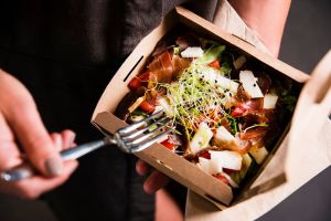 Food delivery: 1 su 2 preferisce chi fa scelte sostenibili in cucina