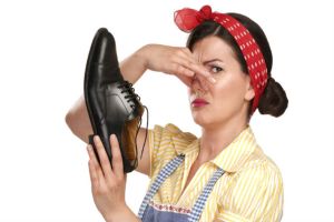 Come togliere il cattivo odore dalle scarpe
