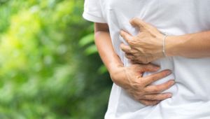 Ulcera gastroduodenale, cos’è, sintomi, cause e trattamento