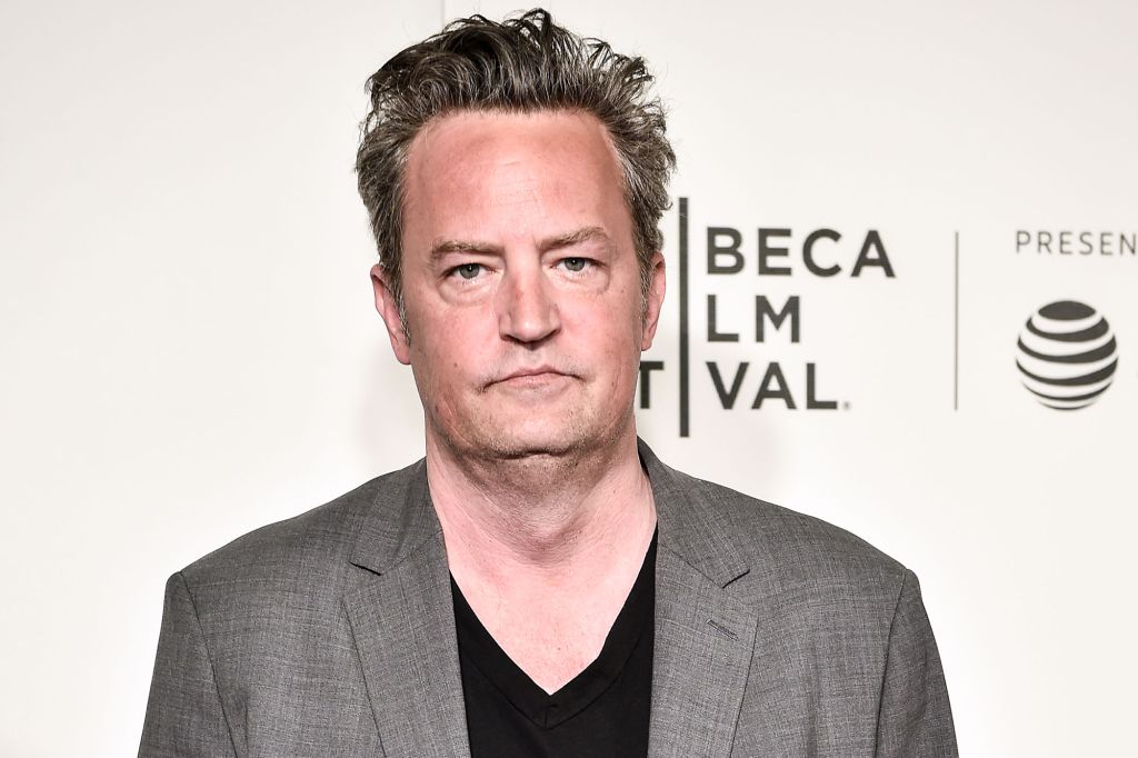 Matthew Perry, la star di Friends: “Il mio colon è scoppiato”