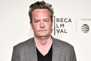 Matthew Perry, la star di Friends: “Il mio colon è scoppiato”