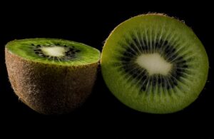 Kiwi, quali sono i benefici per la salute?