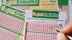 Superenalotto, centrato il 6 da 371 milioni di euro