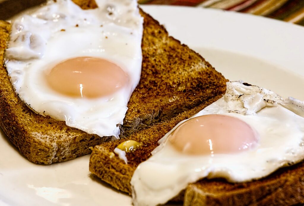 Quante uova possiamo mangiare al giorno?