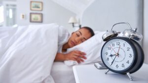 Dormi male e ti alzi stanco? Ecco cosa devi fare per migliorare la qualità del sonno