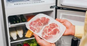 Come scongelare la carne in pochi passi: consigli utili