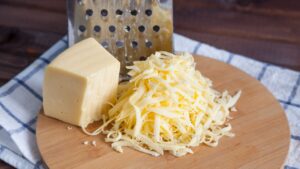 Come conservare il formaggio grattugiato: lo stai facendo nel modo sbagliato