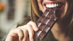 Scopri quanti grammi di cioccolato al giorno dovresti mangiare